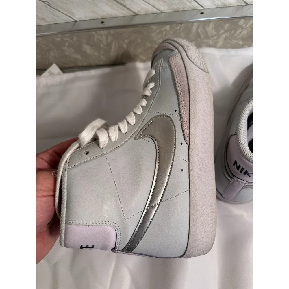 Nike Kids' Grade School Blazer Mid '77 Light Lavender Silver Metallic 6Y